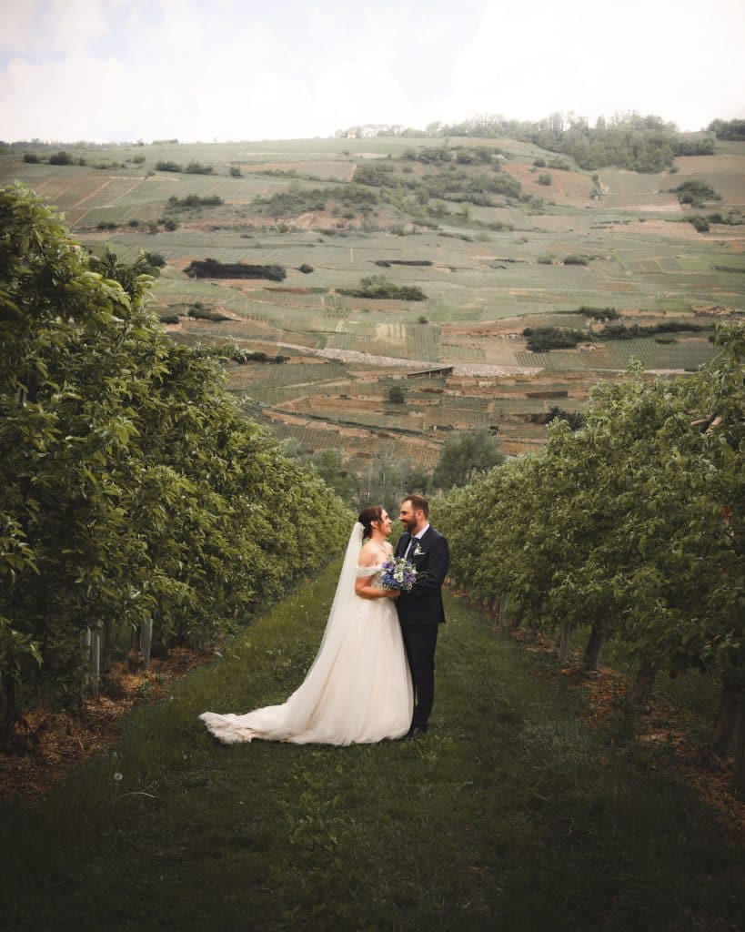 Mariés lors d'un reportage photo mariage en Suisse
